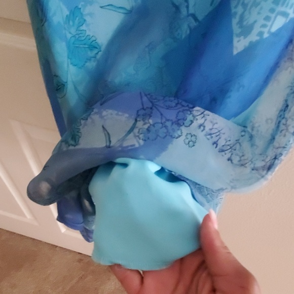 Dress - Picture 4 of 5